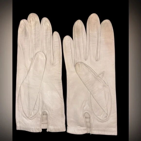 Vintage Ivory French Kidskins w 100% silk lining - Picture 2 of 5